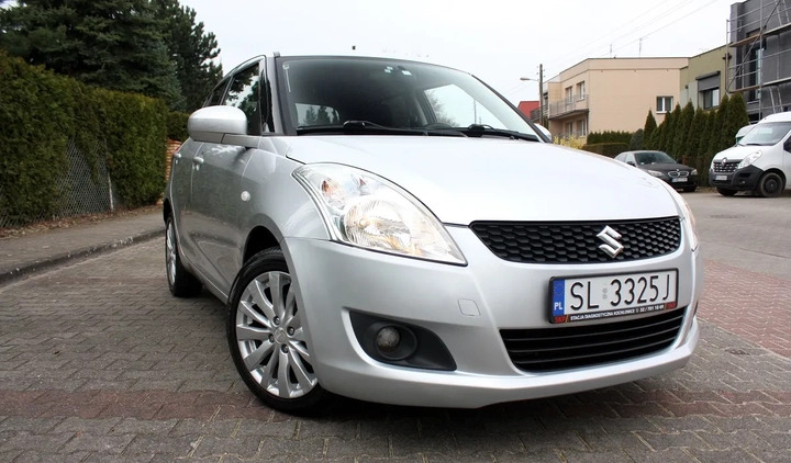 Suzuki Swift cena 17500 przebieg: 228000, rok produkcji 2011 z Poznań małe 67